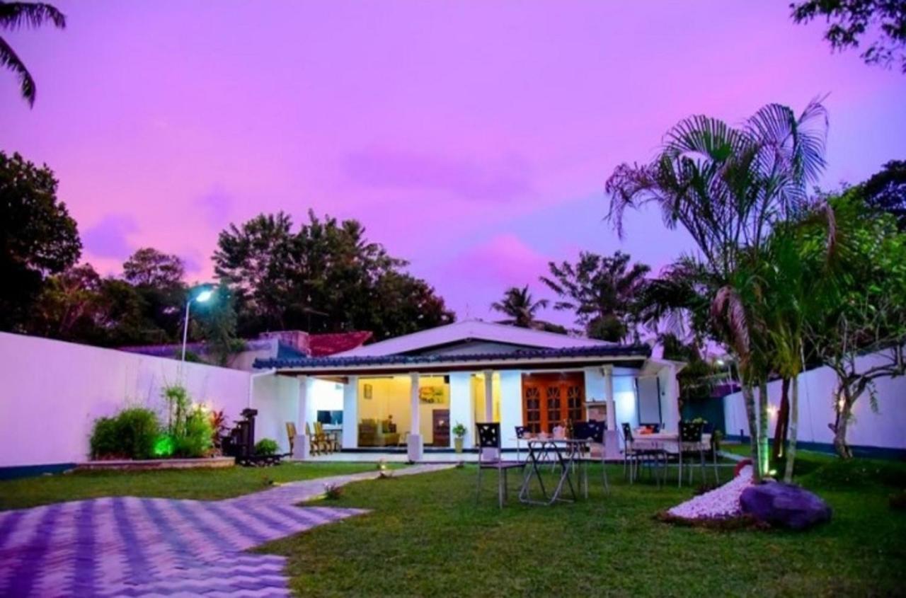 Slnco Villa Katunayaka Exterior foto