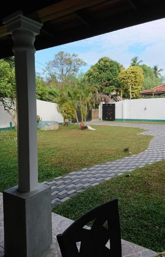 Slnco Villa Katunayaka Exterior foto