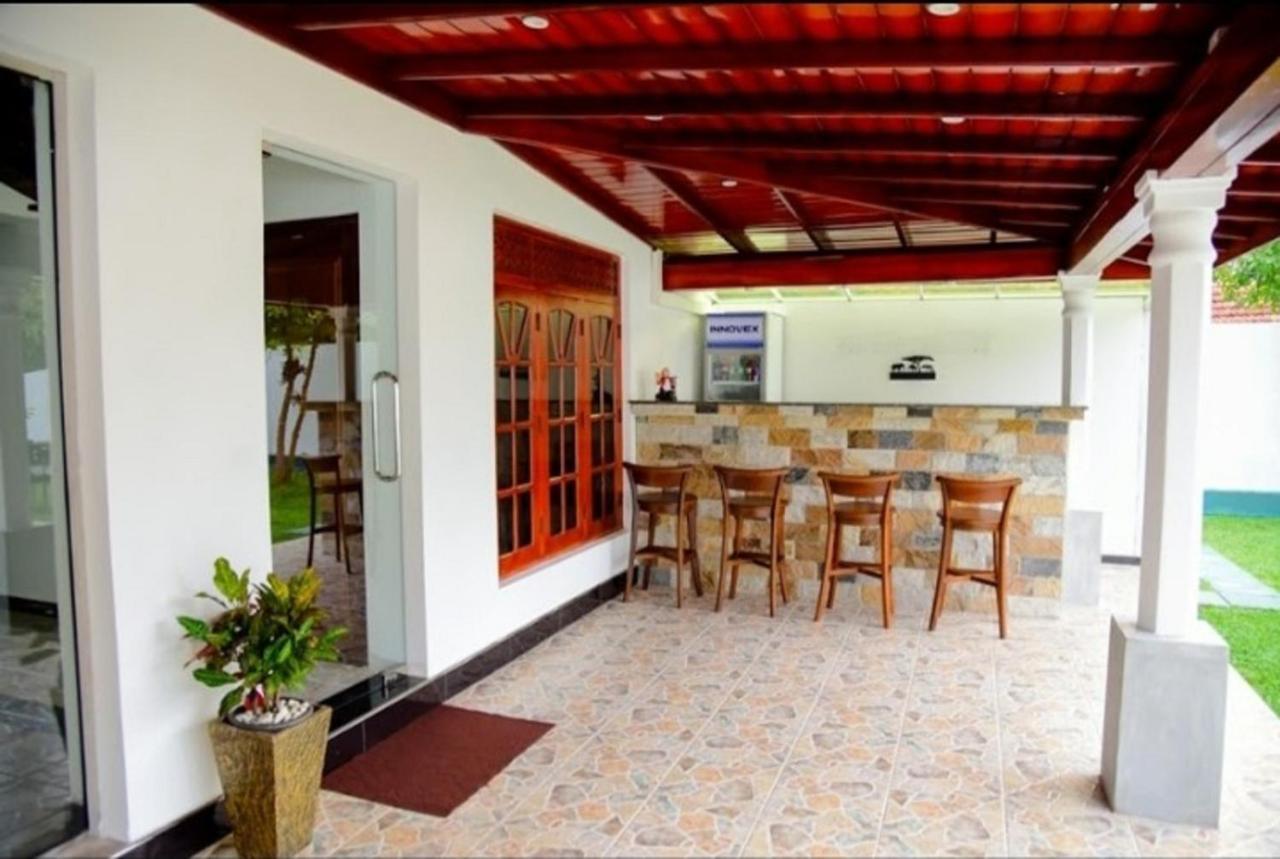 Slnco Villa Katunayaka Exterior foto
