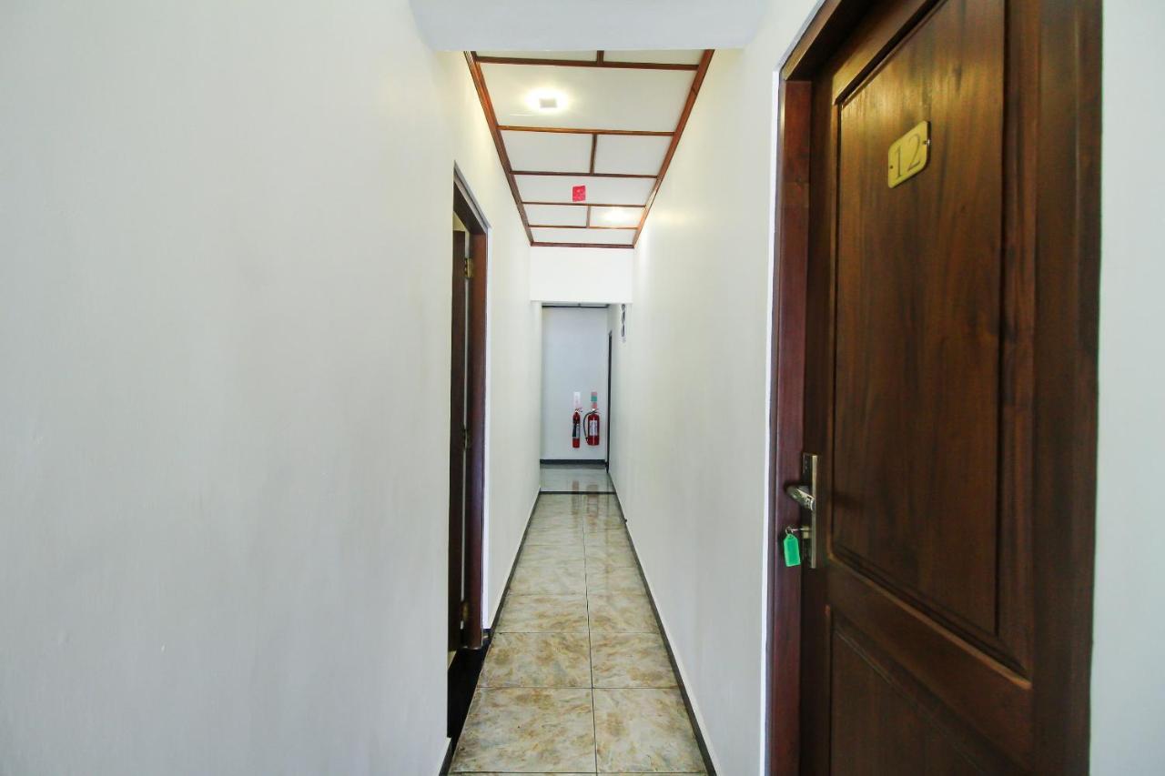 Slnco Villa Katunayaka Exterior foto